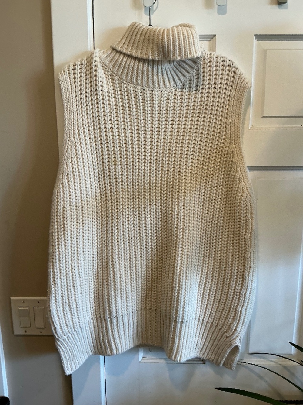 H & M sleeveless sweater with cowl collar!